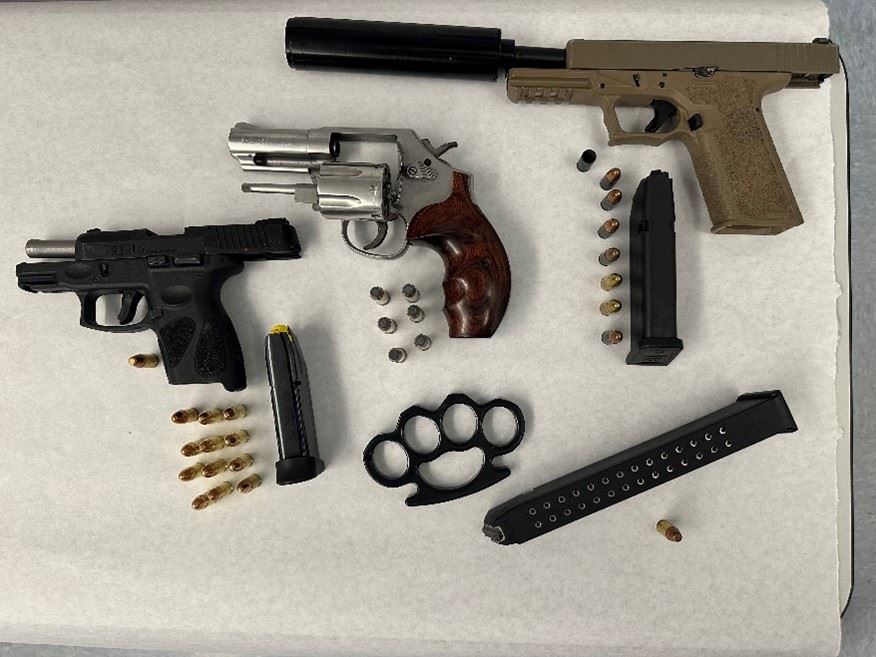 Seized guns and ammuntion